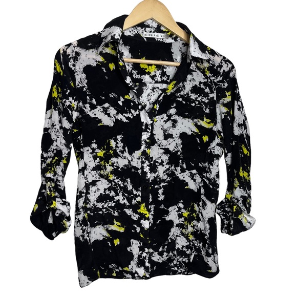 Alice + Olivia Ink Cal Button-Up Ink Blot Print Silk Shirt In Divine Opal - Picture 2 of 8